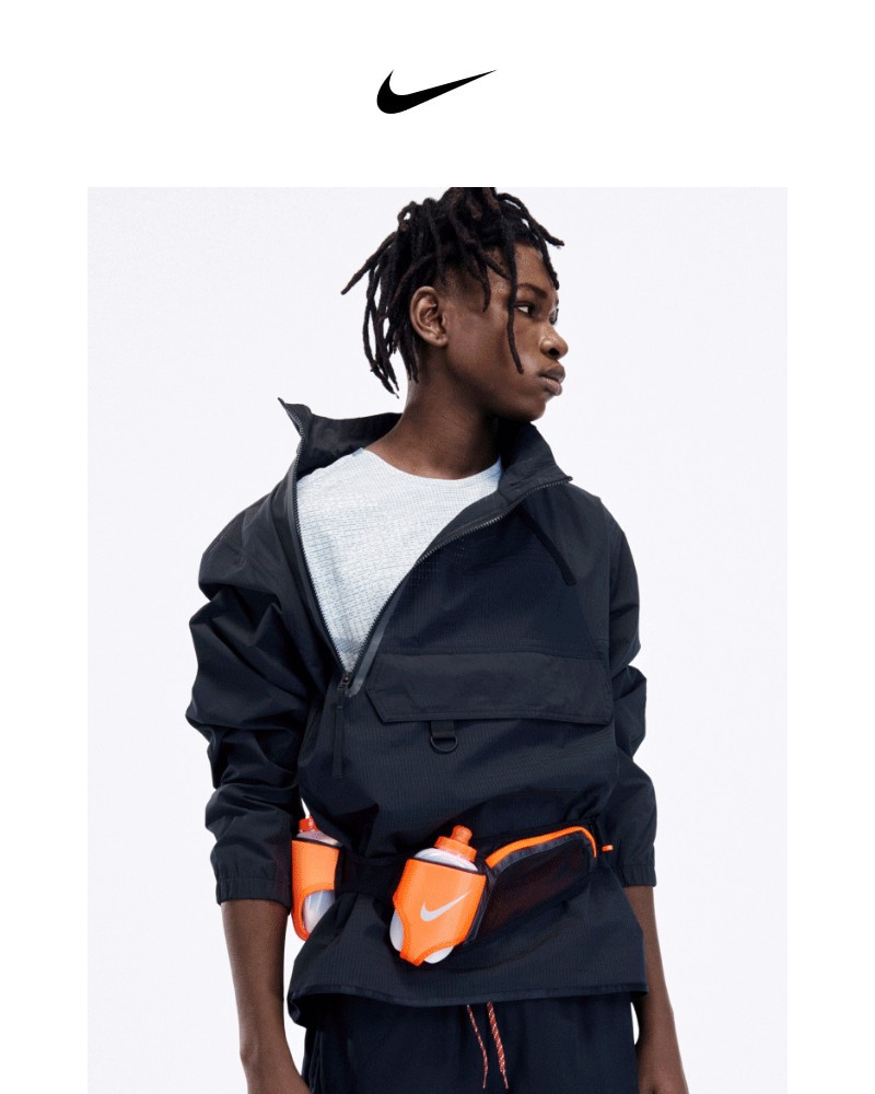 SNKRS by Nikes - Movement-ready monochrome